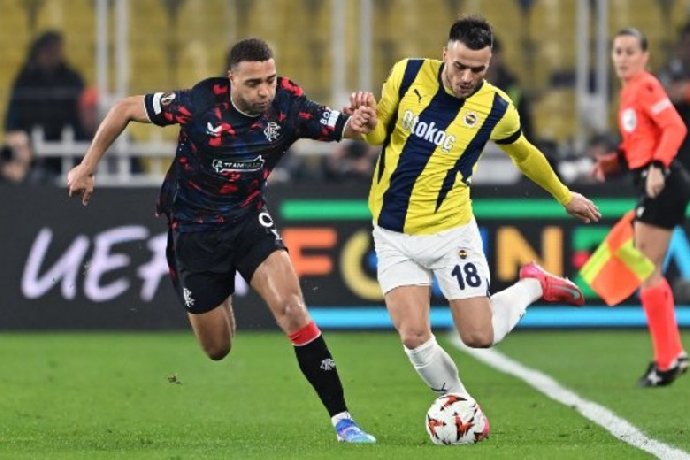  Nhận định, Soi kèo Fenerbahce vs Stuttgart, 23h45 ngày 23/10: Chiến thắng sít sao