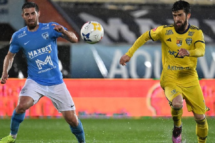  Nhận định Unirea Slobozia vs Dinamo Bucuresti 00h30 ngày 04/10: Chủ nhà có điểm