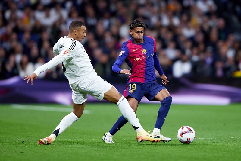 Nhận định Barcelona vs Real Madrid 2h00 ngày 12/01: Kỳ phùng địch thủ - Ảnh 1