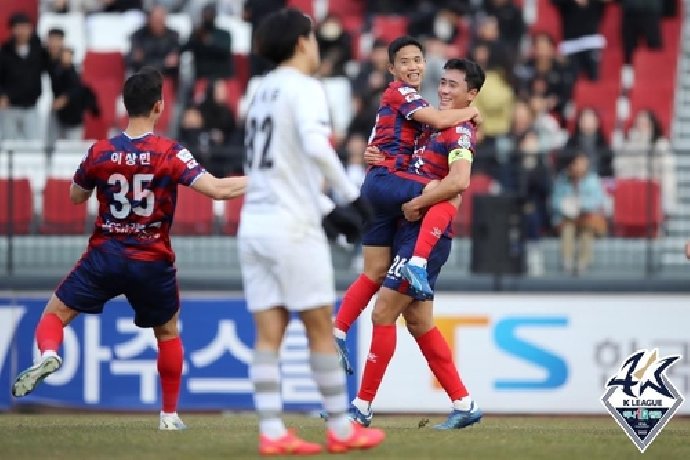  Nhận định Gimcheon Sangmu vs Pohang Steelers, 14h30 ngày 28/2: Nghèo nàn bàn thắng