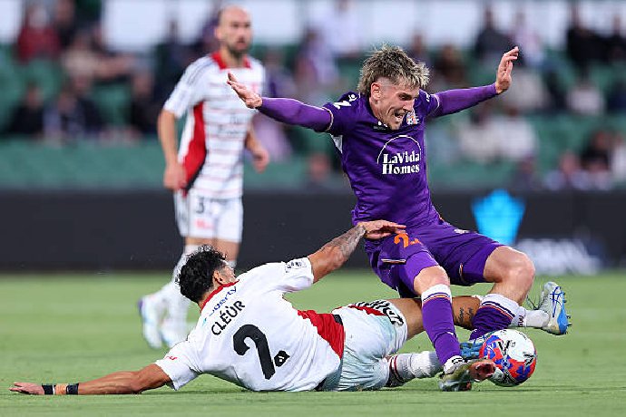  Nhận định Perth Glory vs Sydney 17h45 ngày 13/12: Trở lại mặt đất