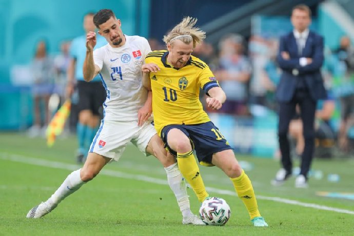  Nhật định phạt góc Thụy Điển vs Ba Lan, 01h45 ngày 01/04