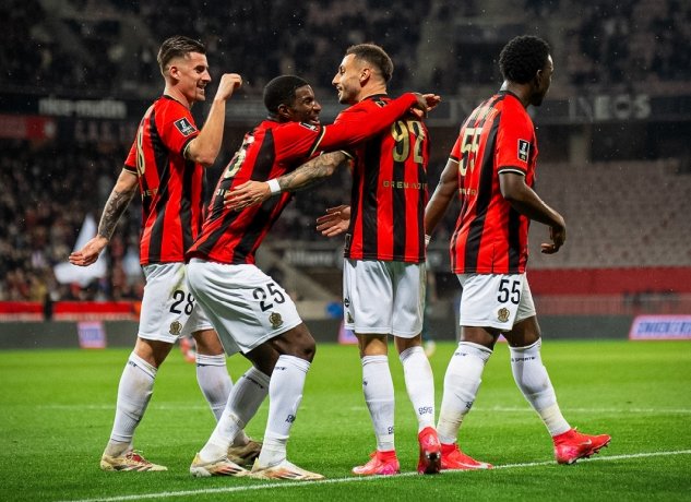  Nhật định phạt góc Nice vs Angers, 21h ngày 07/12