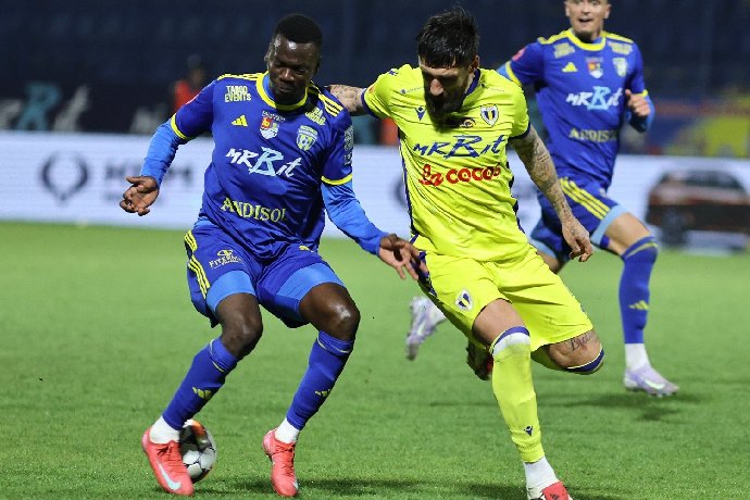  Nhận định Petrolul Ploiesti vs Unirea Slobozia 21h00 ngày 3/2: Đối thủ ngang T