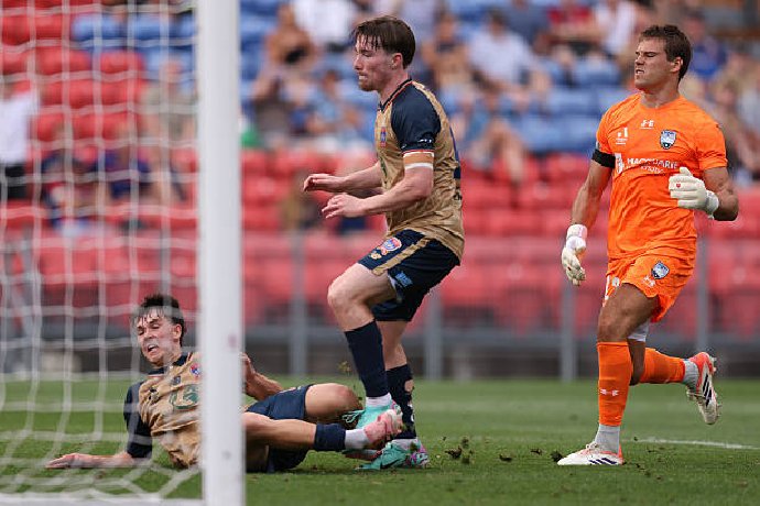  Nhận định Sydney vs Newcastle Jets 11h00 ngày 22/3: Bảo vệ ngôi đầu