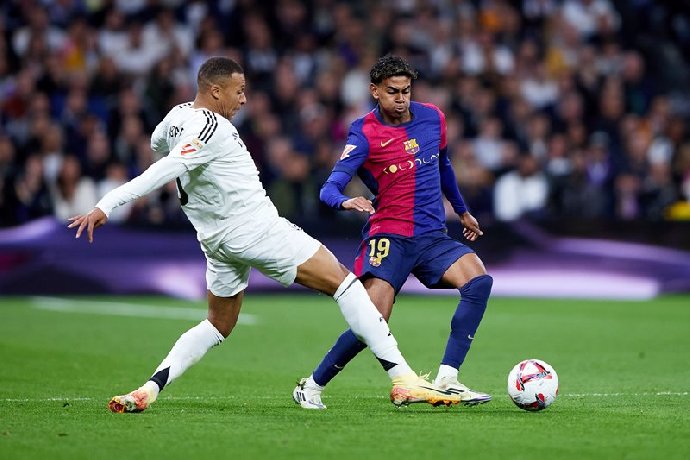  Nhận định Barcelona vs Real Madrid 2h00 ngày 12/01: Kỳ phùng địch thủ