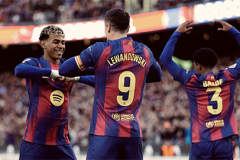 Yamal lập cú đúp kiến tạo, Barca đè bẹp Bilbao chiếm ngôi đầu