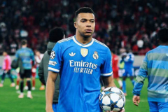 Mbappe đi vào lịch sử Champions League với màn trình đẳng cấp