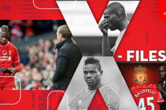 Mario Balotelli hít bóng cười trước trận derby Merseyside