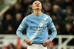 Erling Haaland trước tình cảnh phản bội bất đắc dĩ