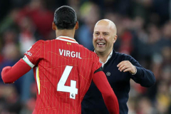 Xuất hiện cái tên yêu cầu Liverpool sa thải Slot