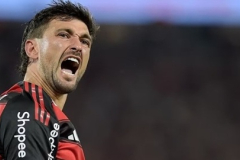 PSG phải dè chừng ‘huyền thoại sống’ của Flamengo