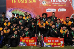 HAGL lên ngôi vô địch, cả V.League phải dè chừng