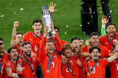 10 khoảnh khắc đáng nhớ của bóng đá thế giới năm 2025: MU ngược dòng ở tứ kết Europa League