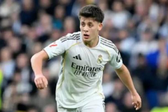 Arda Guler, ngọn hải đăng của Real-Arbeloa?