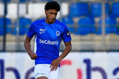 Juwensley Onstein: Từ kẻ 'vô danh' đến sát cửa Barca