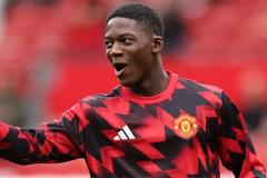 Carrick khen Mainoo 'có chất', sẵn sàng trao cơ hội ở MU