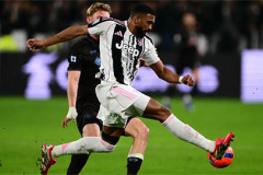 Spalletti mang lại sự chắc chắn cho Juventus