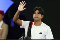 Tay vợt gốc Việt Learner Tien dừng bước ở tứ kết Australian Open 2026