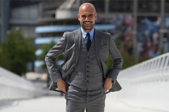 Tròn 10 năm ngày Pep Guardiola 'xoay chuyển càn khôn'