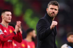 MU chia tay thêm một cầu thủ dù TTCN đã đóng cửa