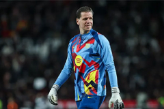 Barca cân nhắc chấm dứt hợp đồng với Wojciech Szczesny