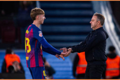 Hansi Flick: 'Người thợ chế tác' mê mẩn 'khu mỏ' La Masia