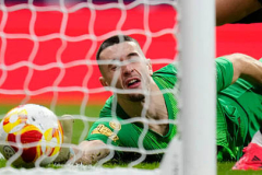 Sai lầm khó tin của Joan Garcia khiến sao Man City bị tính phản lưới