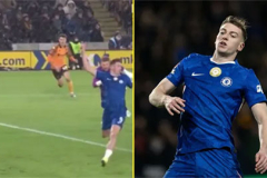 Tiền đạo Chelsea bỏ lỡ cơ hội không thể tin nổi ở trận đại thắng Hull City