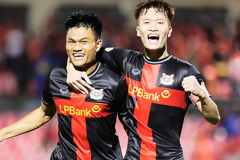 Tiền đạo ĐT Việt Nam ghi 5 bàn, Ninh Bình thắng đậm 12-1