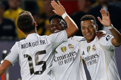 ‘Có quá nhiều cầu thủ không xứng đáng khoác áo Real’