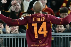 Donyell Malen ghi 6 bàn sau 7 trận, nâng tầm hàng công Roma