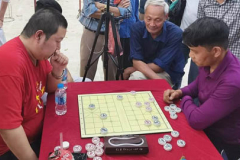 Kỳ thủ hạng 20 cờ tướng Trung Quốc bị loại ở giải đấu cấp làng tại Việt Nam