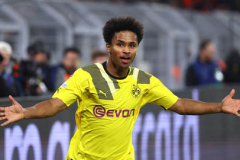 Mục tiêu của MU trì hoãn gia hạn hợp đồng với CLB chủ quản