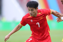 Vì sao HLV Kim Sang Sik gạch tên Đình Bắc?