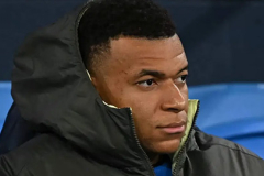 Mbappe bị bác sỹ Real Madrid khám nhầm... chân