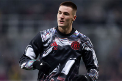 Tin giờ chót 25/3: Sesko không đủ tầm là trung phong số 1 của MU?