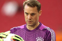 Neuer và Bayern Munich hoãn gia hạn hợp đồng vì chấn thương