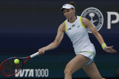 Elena Rybakina cán mốc 100 tuần trong Top 5 thế giới