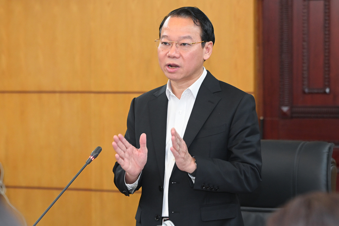 Bộ trưởng Đỗ Đức Duy: Phải làm rõ vì sao giá gạo Việt Nam giảm mạnh hơn các nước Bộ trưởng Đỗ Đức Duy: Phải làm rõ vì sao giá gạo Việt Nam giảm mạnh hơn các nước