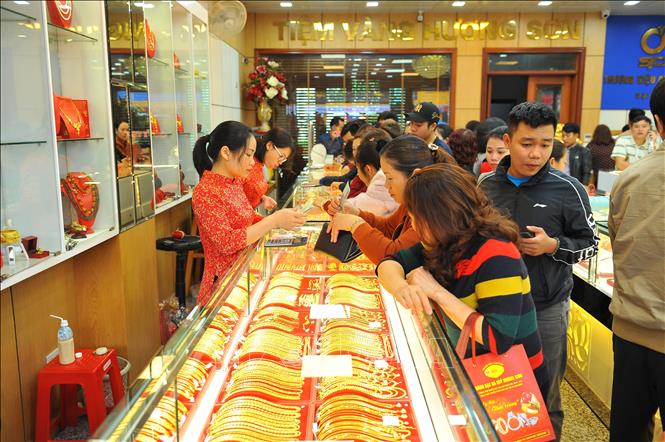 "Hoa mắt, chóng mặt" với... vàng "Hoa mắt, chóng mặt" với... vàng